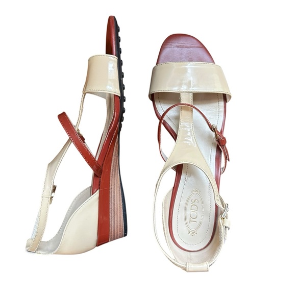 Tod's Patent Leather T-Strap Low Wedge Sandals Cream Maroon US 7.5 | IT 37.6 - Picture 9 of 13
